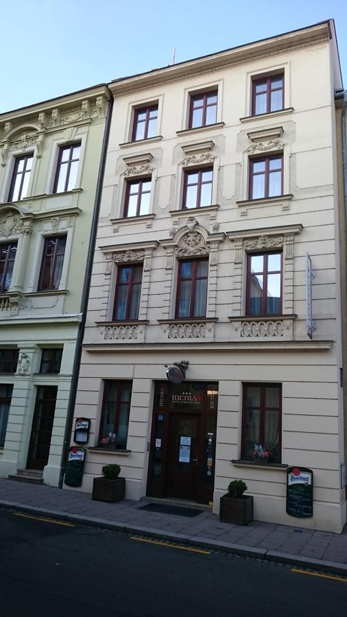 Hotel Iberia Опава Экстерьер фото